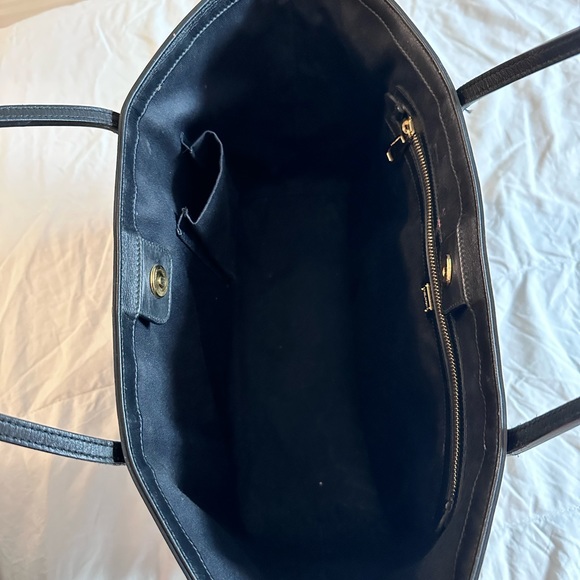 Dolce&Gabbana (Authentic) Leopard Print Patent leather Tote Bag - Picture 5 of 7